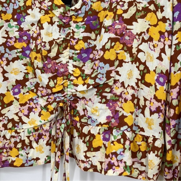 Sanctuary Drawn To You Floral  Top in Sunny Field NWT - Picture 4 of 9